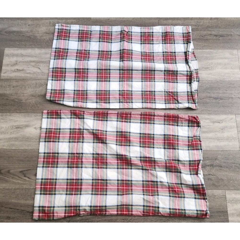 Pottery Barn Red Stewart Plaid Cotton 2 Standard Pillow Cases - Picture 2 of 8